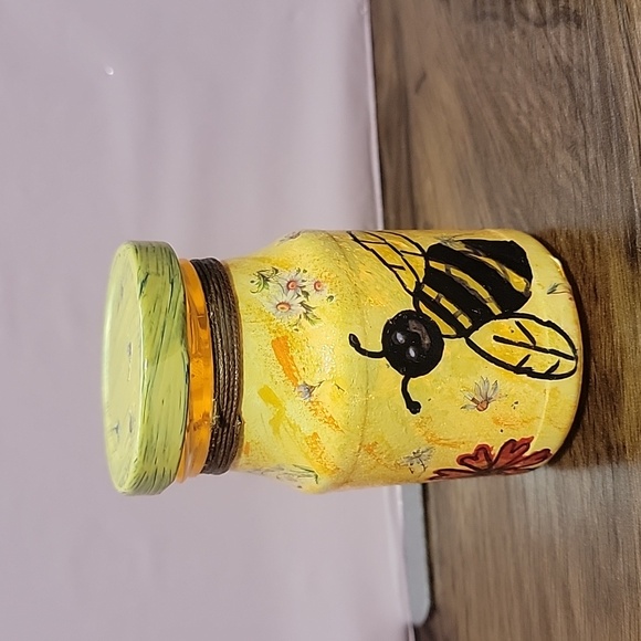 Handcrafted Bee Jar Tea Light Candle Holder - Amber Glow - Picture 3 of 6